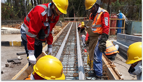 Pembangunan Gate PT Holcim Indonesia